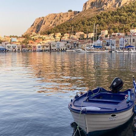 Вілла Chroma Kastellorizo Мегісті Екстер'єр фото